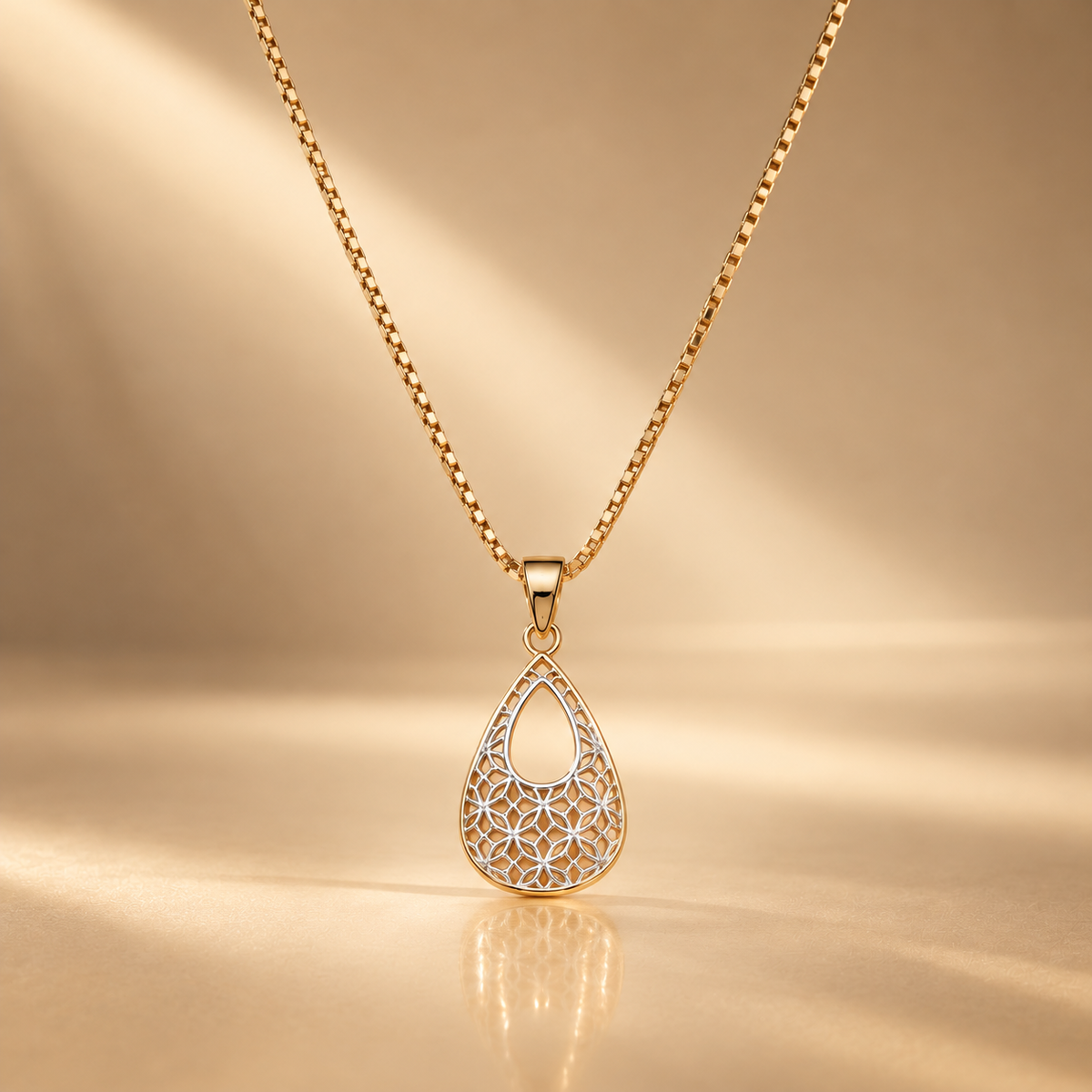 925 Sterling Silver Teardrop Filigree Pendant