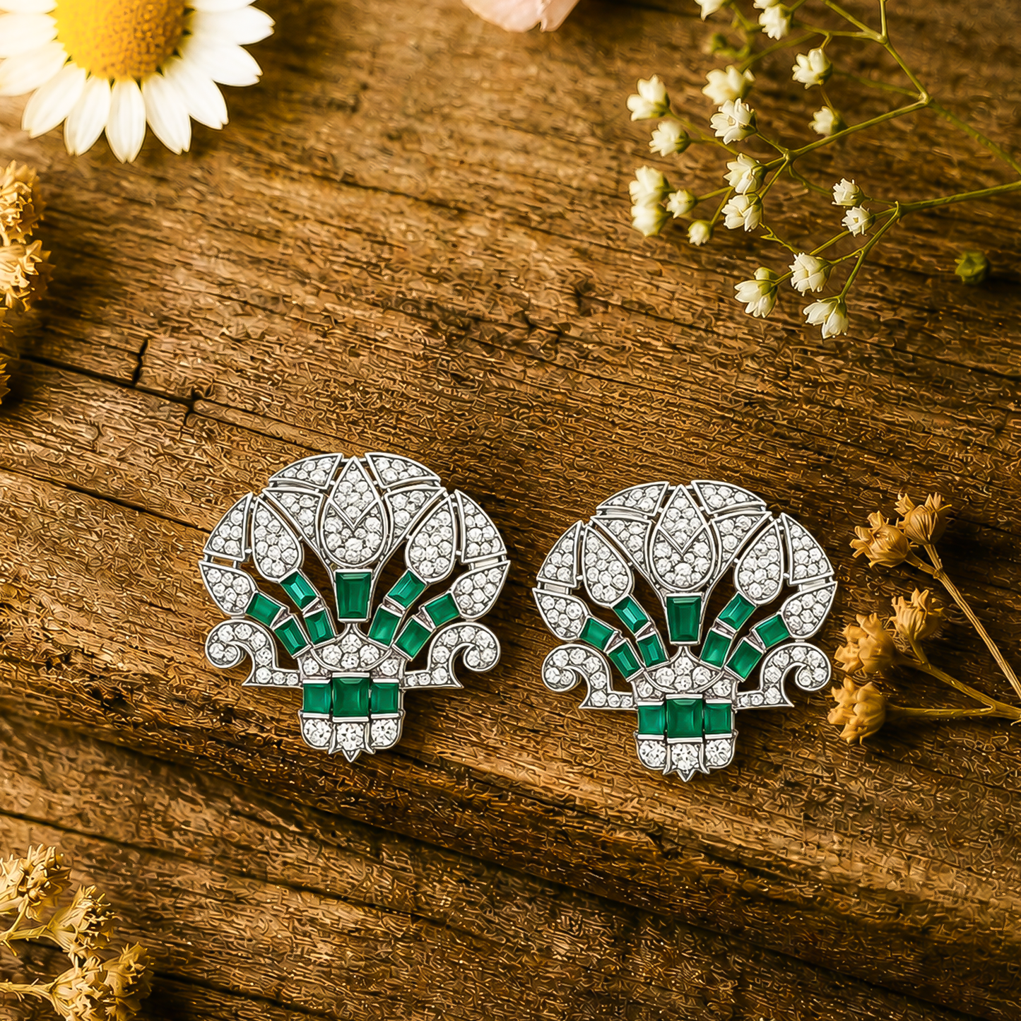 Emeraude Silver Earrings
