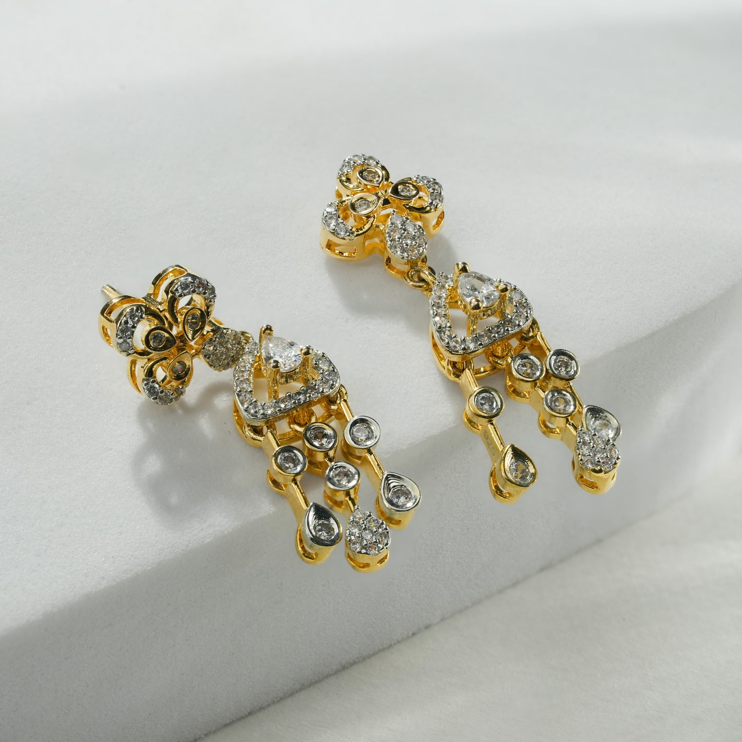 92.5 Sterling Silver Floral Necklace Set with Dual Motifs and Drop Pendant