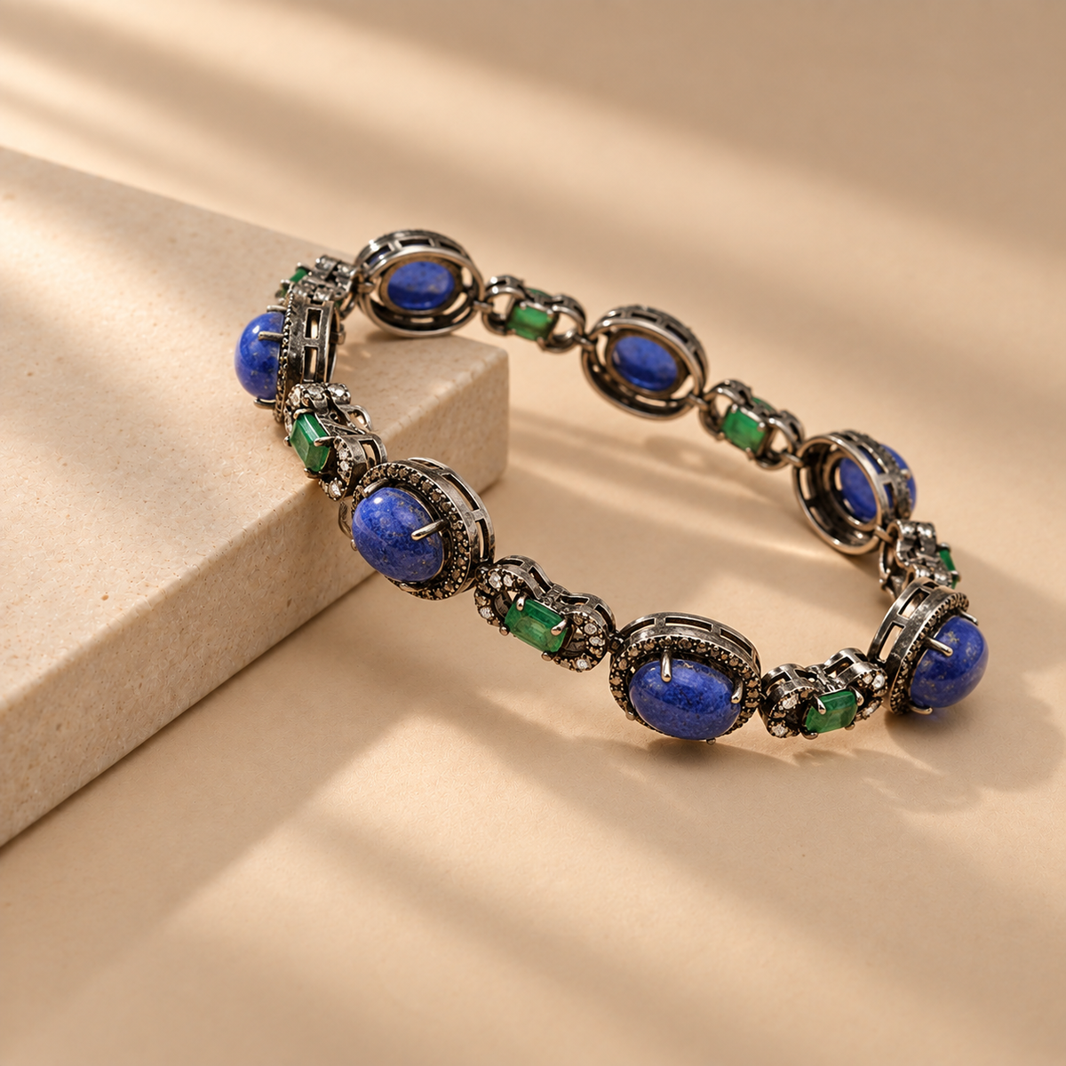 2.88 ct Natural Diamond Blue Sapphire Emerald Bracelet