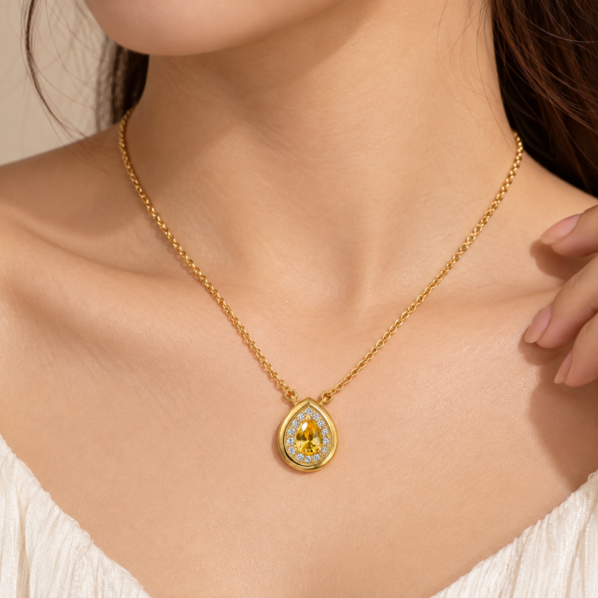 17 Inch 925 Sterling Silver Yellow Quartz Chain Pendant