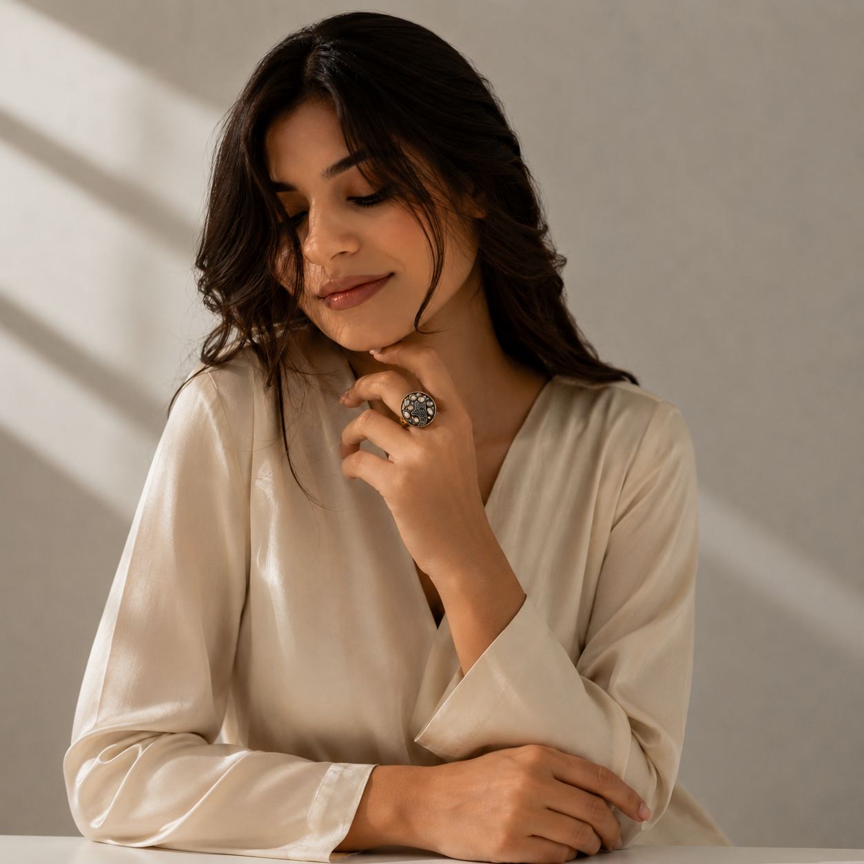 Floral 925 Sterling Silver Statement Ring with Pear-Cut White Stones & Turquoise | Hallmaked