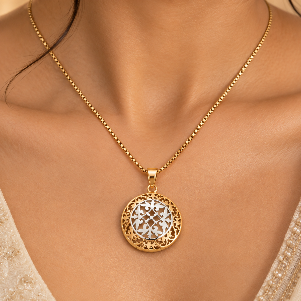 Floral 925 Sterling Silver Round Pendant | Hallmarked Jewellery