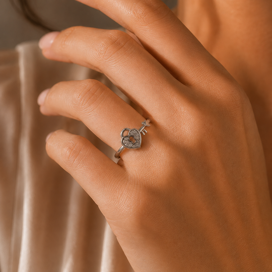Love & Promise 925 Sterling Silver Heart Lock Statement Ring