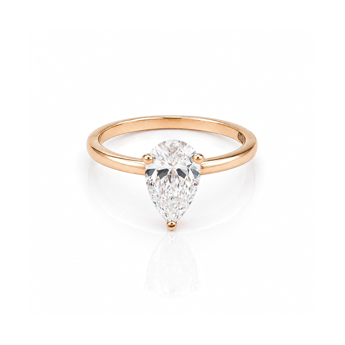 1.54ct Pear-Cut Lab-Grown Diamond Engagements Ring