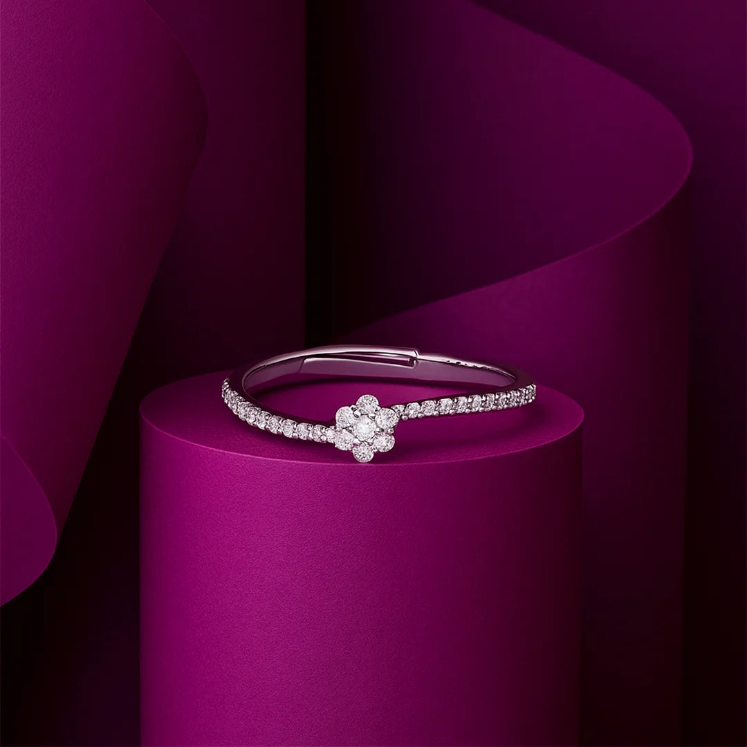 Twirl Cluster - Silver Diamond-Style Ring