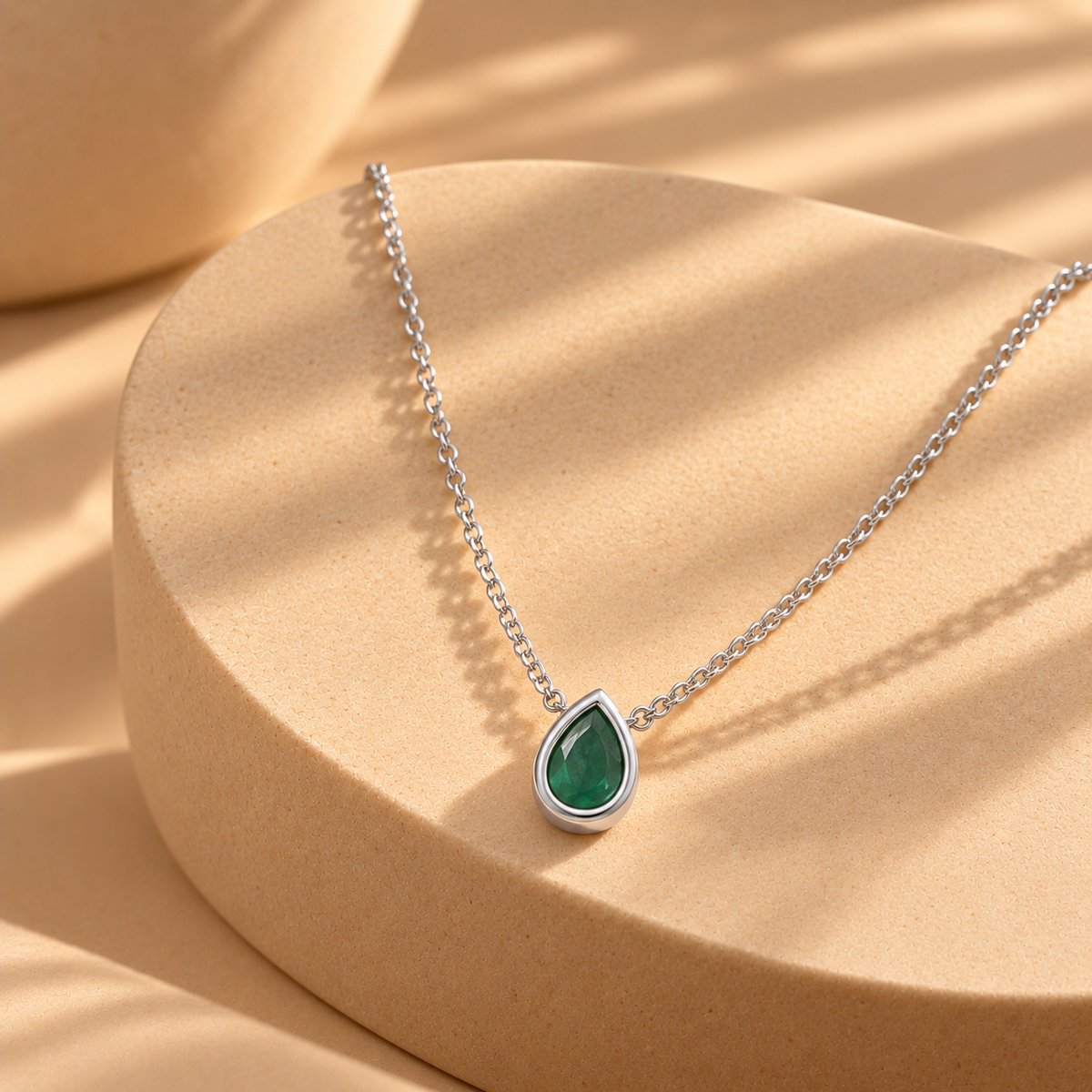 925 Silver Green Quartz Teardrop Chain Pendant