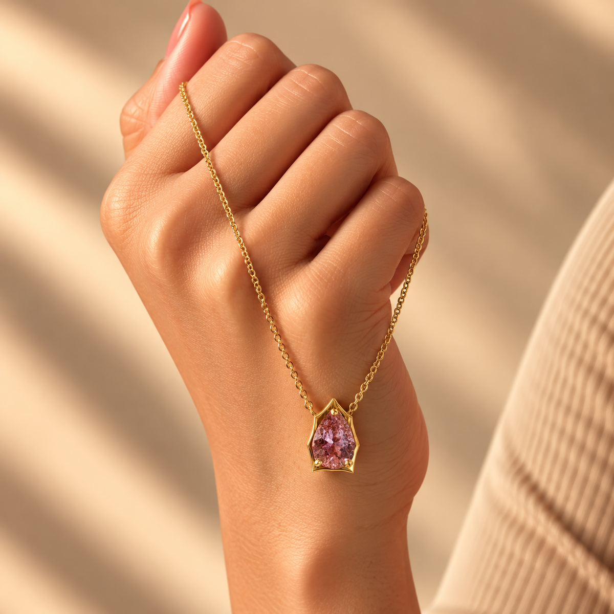 925 Sterling Silver Pink Quartz Teardrop Chain Pendant