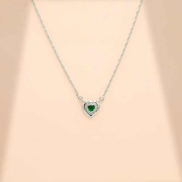92.5 Silver Emerald Heart Pendant Necklace