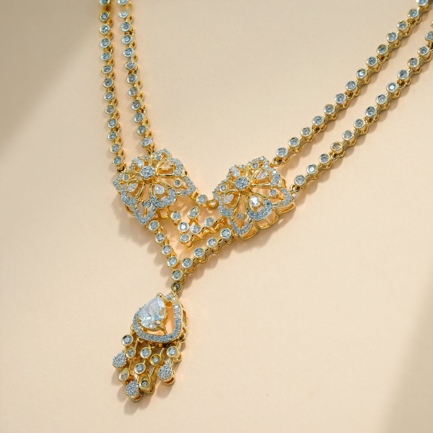 92.5 Sterling Silver Floral Necklace Set with Dual Motifs and Drop Pendant