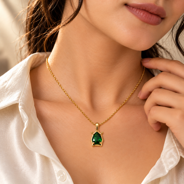 925 Silver Green Pear Quartz Chain Pendant