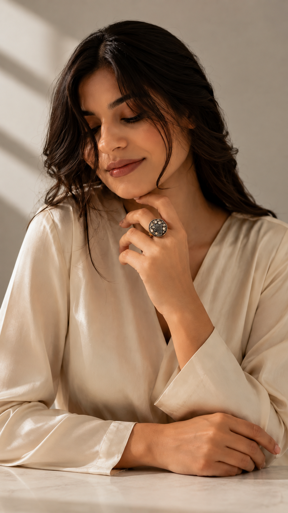 Floral 925 Sterling Silver Statement Ring with Pear-Cut White Stones & Turquoise | Hallmaked