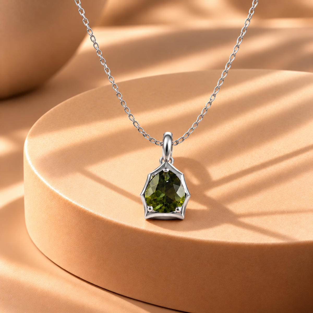 925 Silver Green Quartz Teardrop Pendant Chain