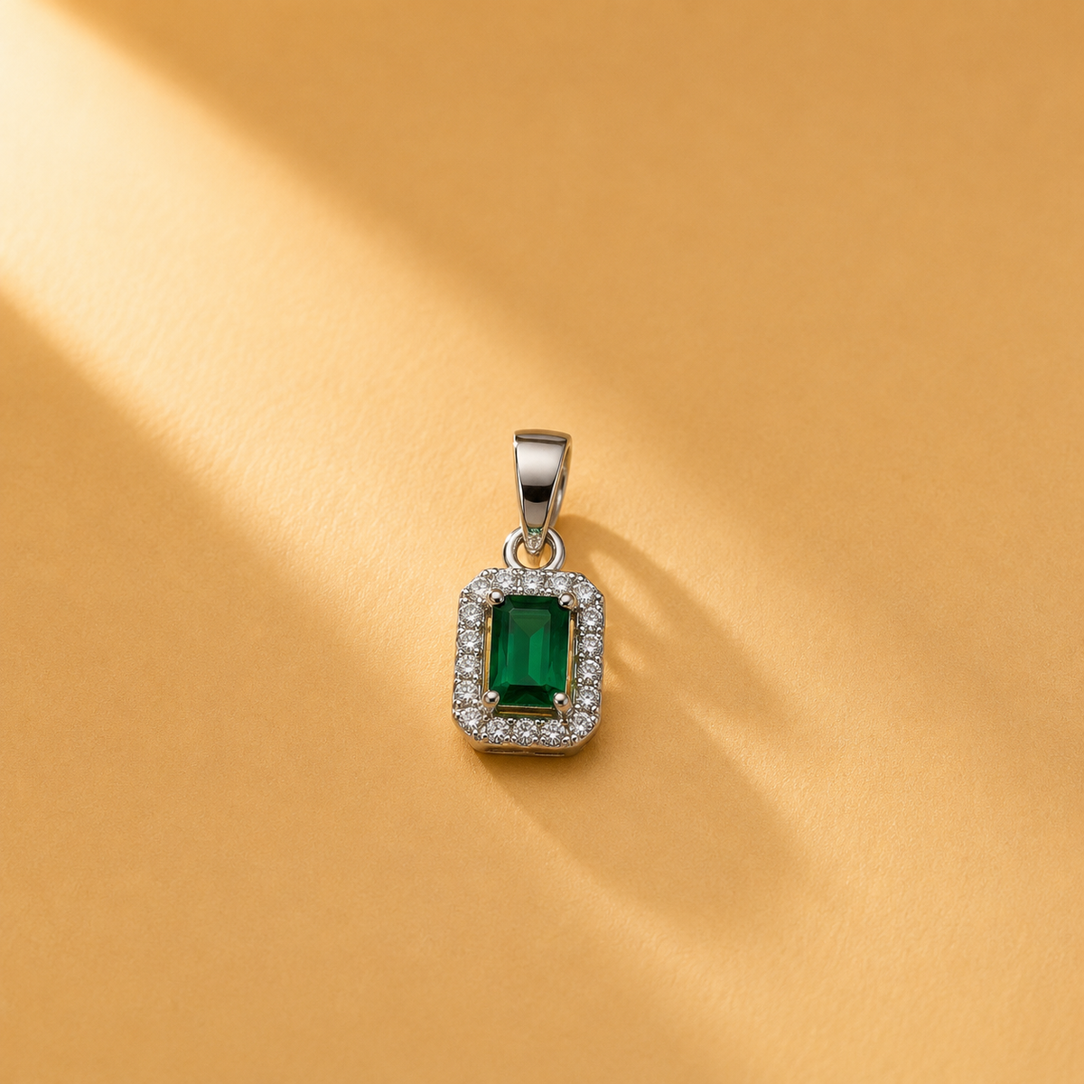 925 Sterling Silver Green Emerald-Style with Moissanite Halo Chain Pendant for Women