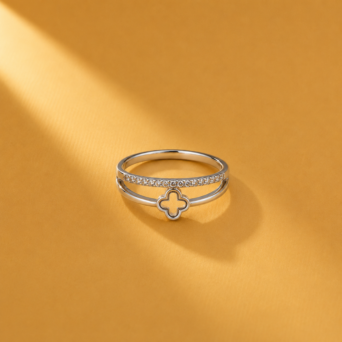 Open Band 925 Sterling Silver Clover with Moissanite Statement Ring for Women