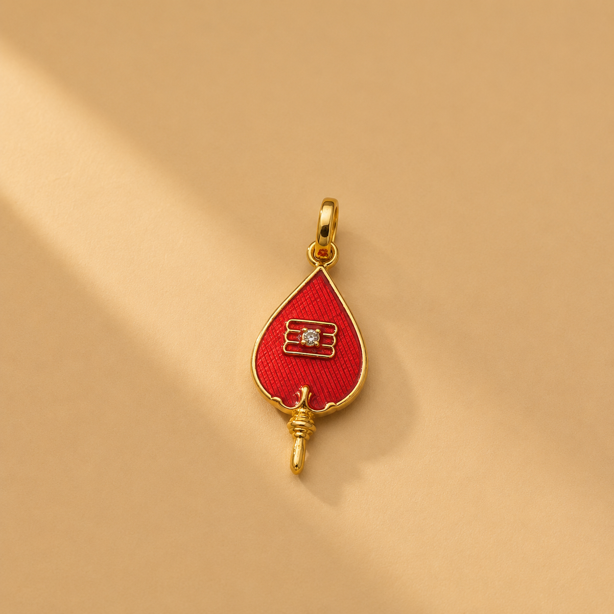 925 Sterling Silver Red Enamel Traditional Indian Teardrop Pendant