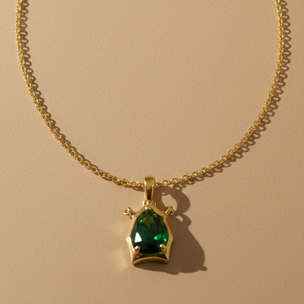 Pear Cut 925 Sterling Silver Green Quartz & Moissanite Chain Pendant