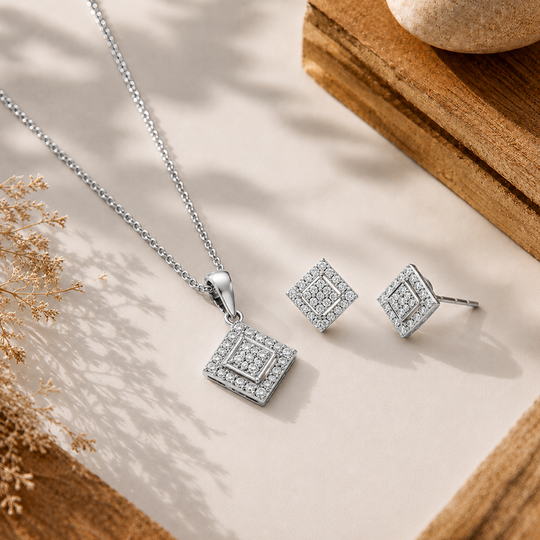 Lustre Shine Silver Pendant Set