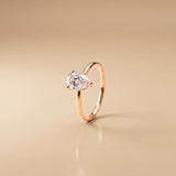 1.54ct Pear-Cut Lab-Grown Diamond Engagements Ring